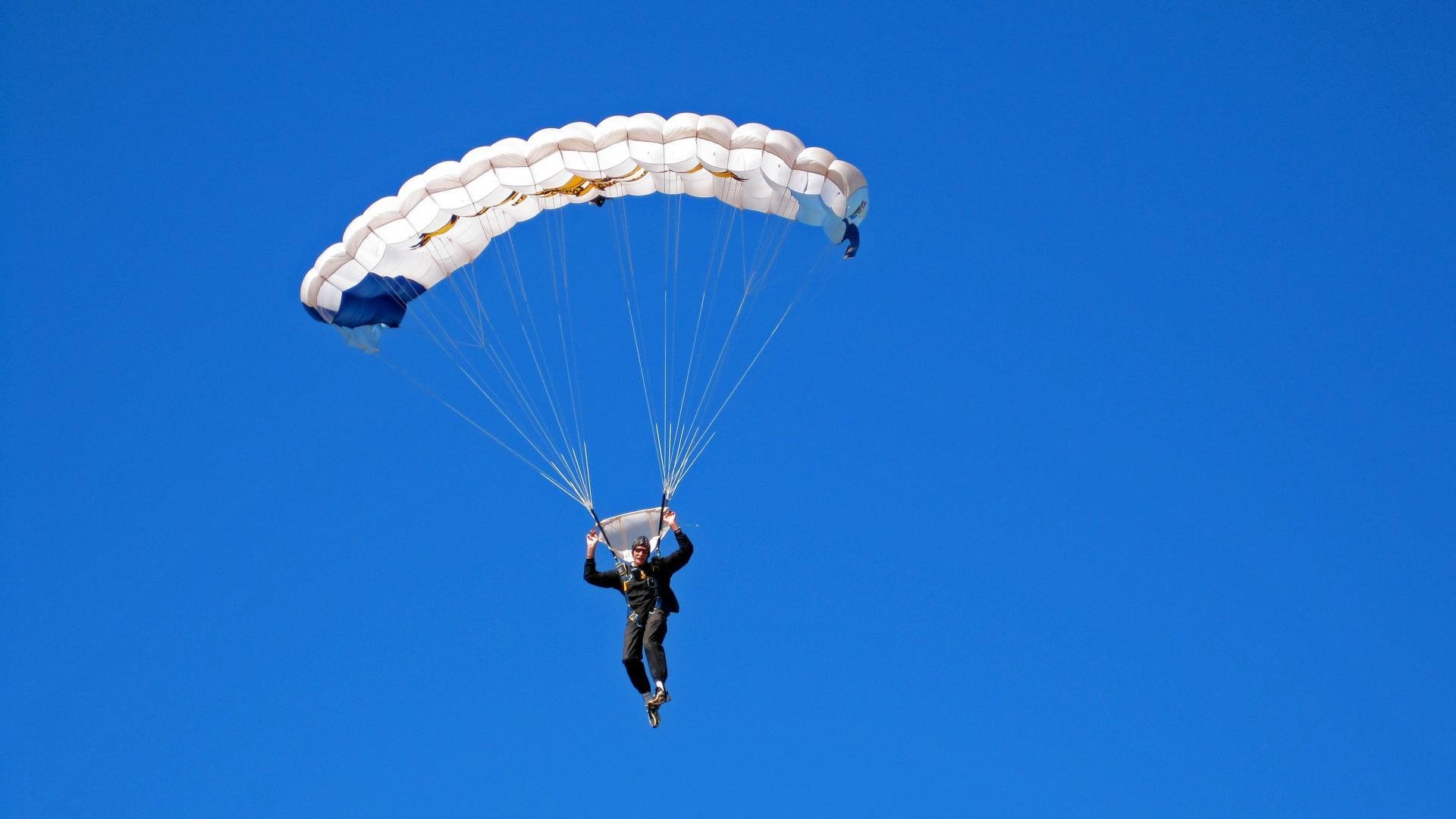 欧洲女子篮球超级联赛，波兰和捷克队势如破竹，争夺金牌，fiba欧洲女子篮球